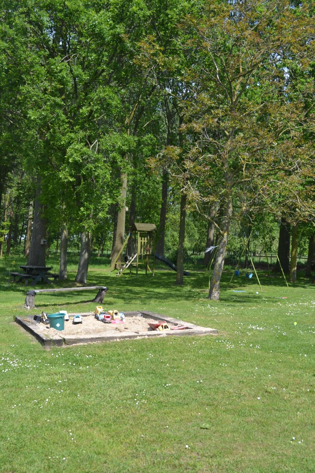De Smokkelaar & Het Schuurtje Villa มาลเดเค็ม ภายนอก รูปภาพ